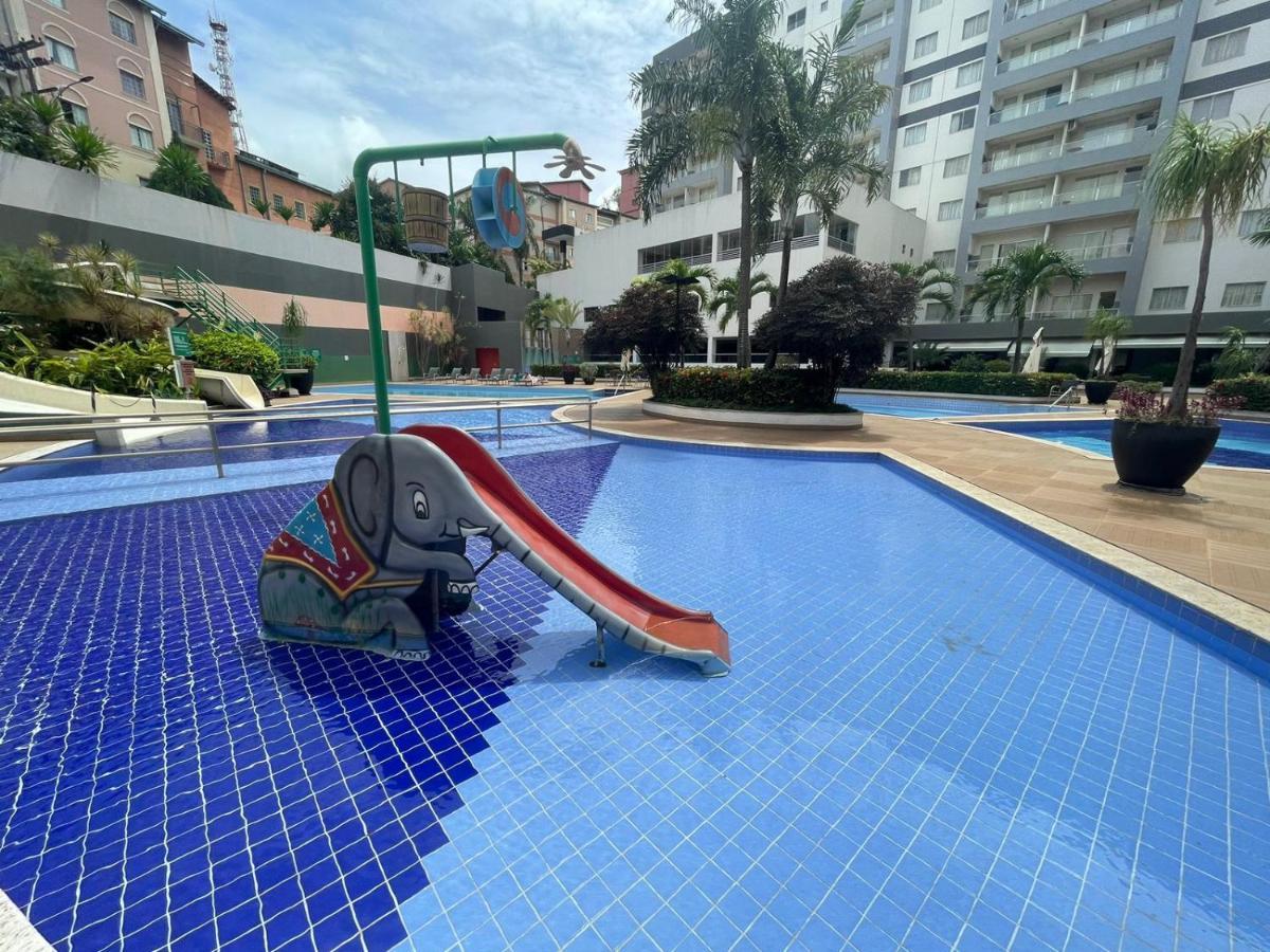 Flat 501 - Condominio Veredas Do Rio Quente - Diferenciado Com Ar Na Sala E No Quarto Εξωτερικό φωτογραφία